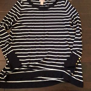 H&M pull over thin sweater!